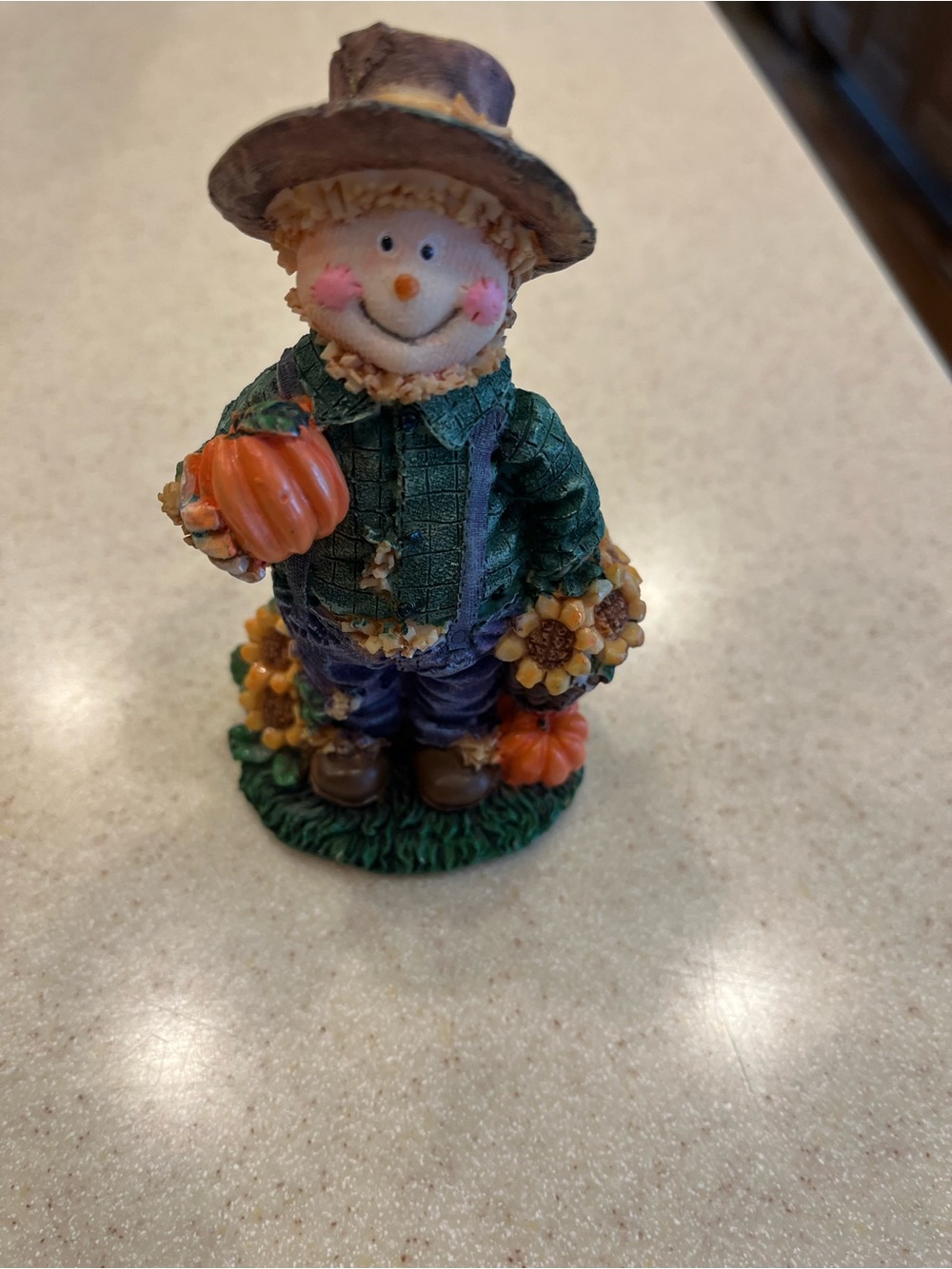 Fall Scarecrow Figurines  Set Of Two - Picture 4 of 9